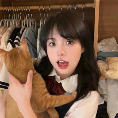 女神宿舍的管理员。 封面